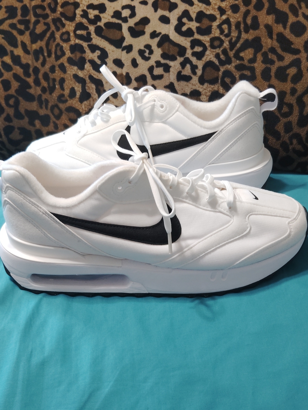 Women's Nike Air Max Dawn